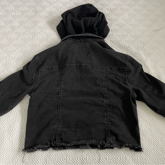 Justice Denim Hooded Jean Jacket Raw Hem Pockets Stretch Size 12 - Picture 7 of 7